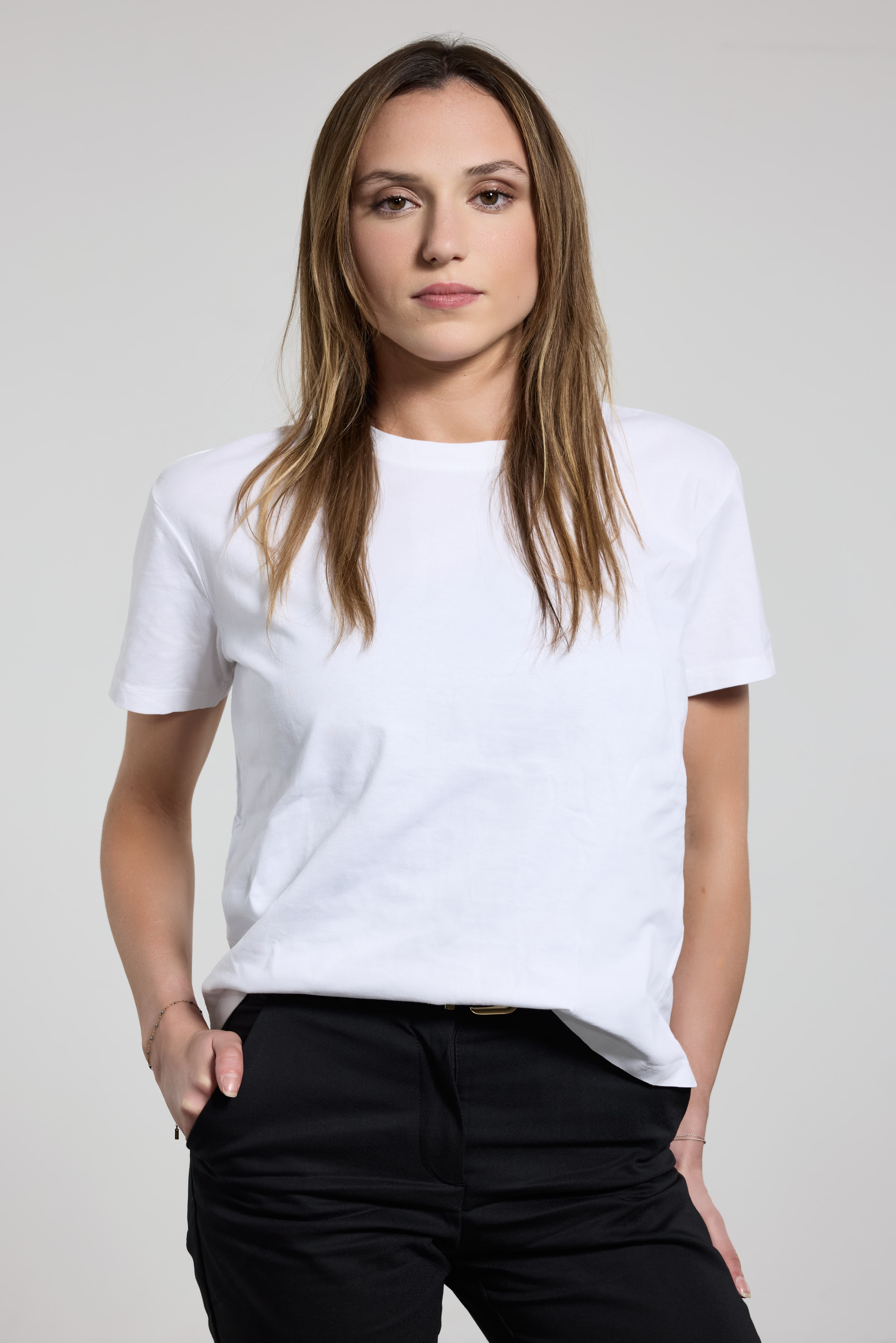 Gwen avant extensions weft — cheveux naturels sans volume